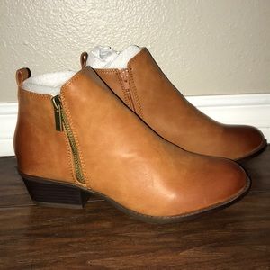 Ankle booties